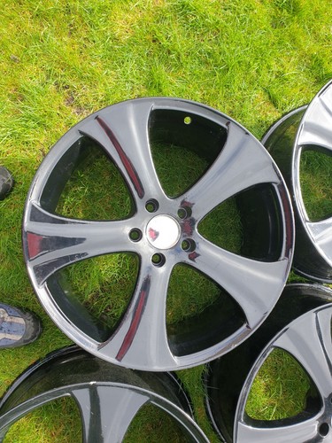 Group alloy wheels - vw,