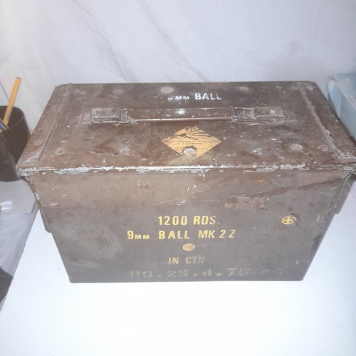 Vintage military metal ammo - military,