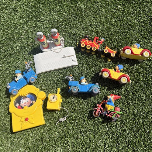 Corgi noddy toyland - in,