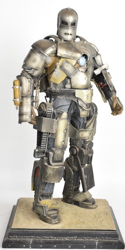 Sideshow collectibles iron - sideshow,