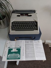 Vintage Esselte  Portable