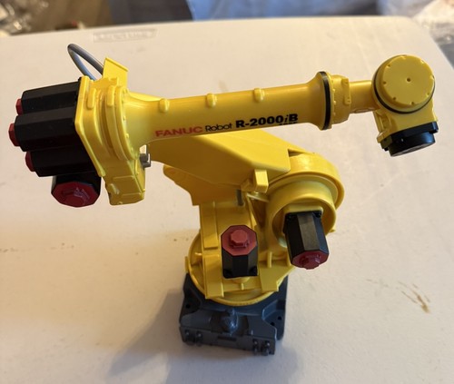Fanuc 2000ib robot - r-2000ib, scale