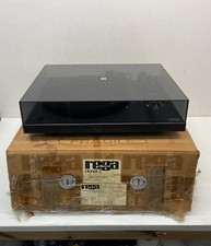 Rega Planar 3 Turntable