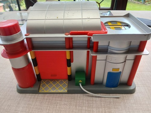 Postman pat sorting office - postman,
