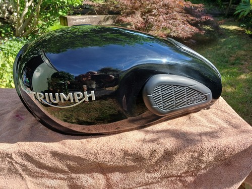 2005 triumph bonneville - 2005,