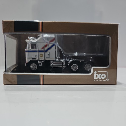 Die cast kenworth k100 - 1/64,