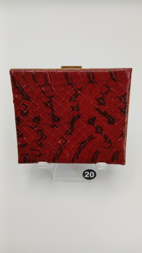 Lovely vintage powder - lovely,