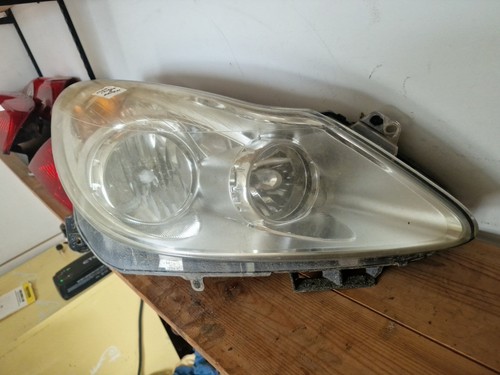 Vauxhall corsa front right - d,