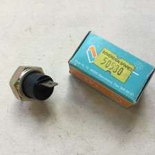 Oil Pressure Switch GT6 Herald Spitfire TR 4 5 Anglia Cortina Imp Avenger Morgan