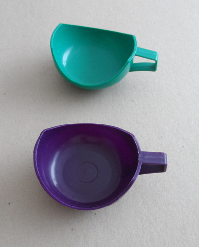 Vintage plastic pyrex glass - 2,