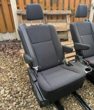 1 Twin Armrest Passenger