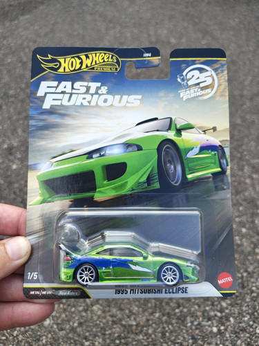 Hot wheels premium - hot, fast