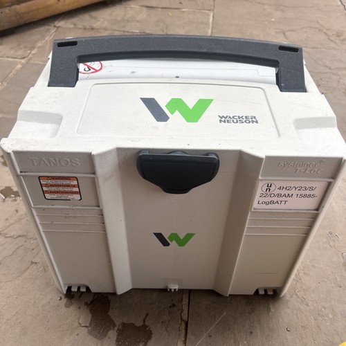 Wacker neuson battery charger - neuson,