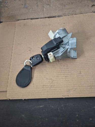 Toyota yaris door lock set - door,