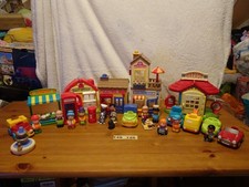 ELC Happyland village:green