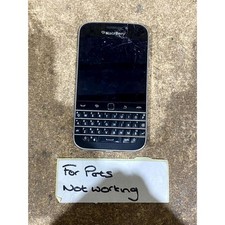 BlackBerry Classic Q20 Mobile Phone Black 3.5" Screen 8MP (2GB+16GB) - For Parts