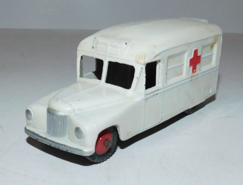 Neat vintage dinky toys 253 - toys,
