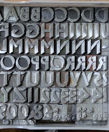24pt gill shadow uppercase - ,