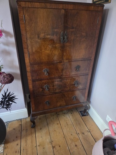 Walnut veneer cabinet - walnut, tall