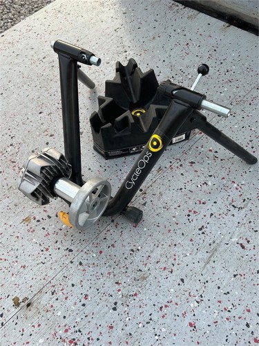 Cycleops fluid indoor bike - cycleops, 2