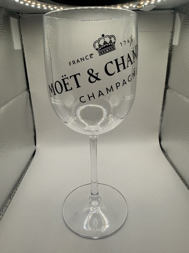 Moet chandon champagne - moet,