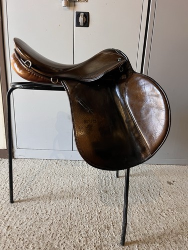 Stubben brown jump - brown,