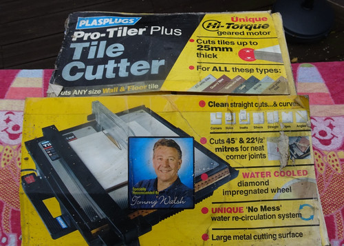Plastplugs electric tile - plastplugs,