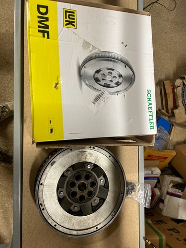 Dual mass flywheel dmf - flywheel, (w/