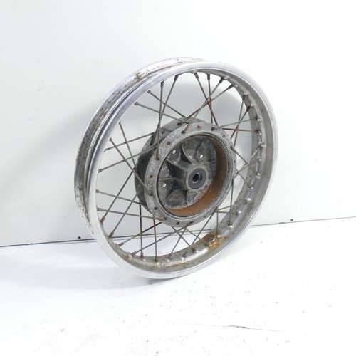Yamaha 250 rear wheel - ez:83,