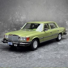 NOREV 1:18 Mercedes Benz