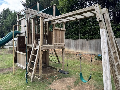 Home front climbing frame - front,