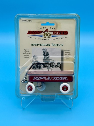 Radio flyer 80th anniv - radio,