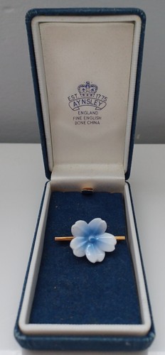 Vintage aynsley blue - vintage, bone