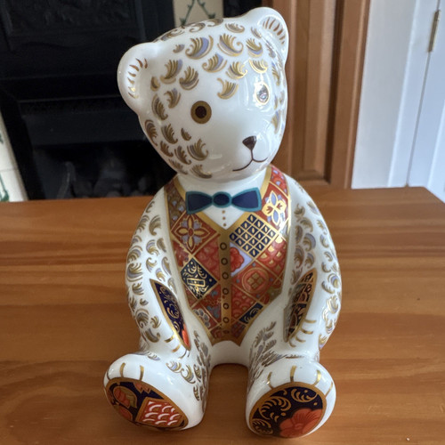 Royal crown derby bone china - derby,