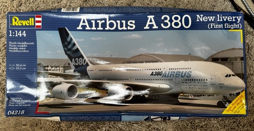 144 revell airbus a380 new - 1/144,