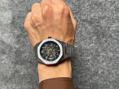 Stainless steel silver tone - stainless,