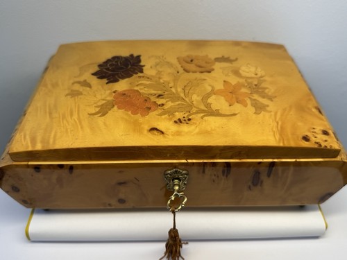 Vintage 1970s italian sorrento - italian,