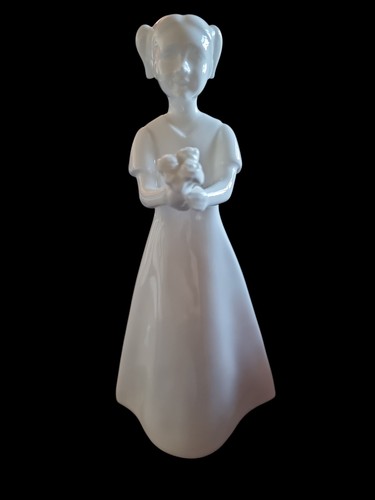 Coalport moments figurine