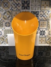 Stunning Veuve Clicquot