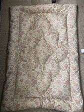 Beautiful Eiderdown down feather filled floral paisley design 60x42 inches