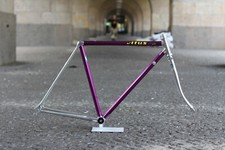 Vitus Purple Alloy Road Bike /