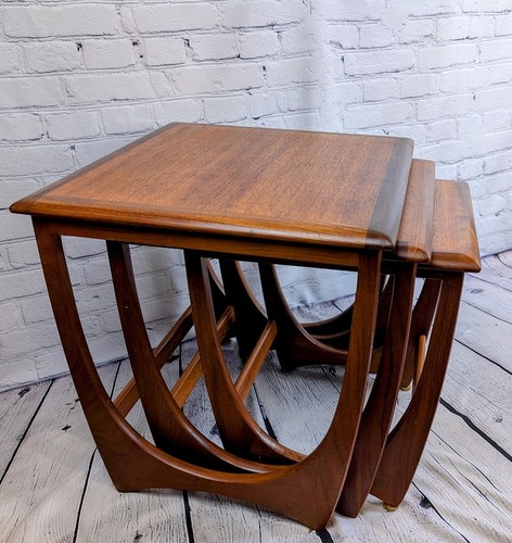 Plan vintage nest - vintage, tables