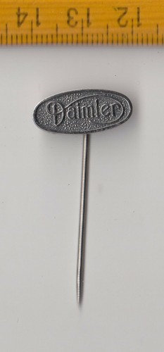 Vintage daimler logo pin badge - daimler,