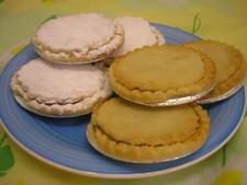  18 HOME MADE MINCE PIES