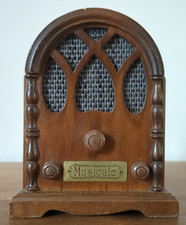 Vintage Musicale Wind Up Music