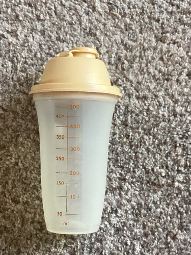 Tupperware 844 quick shake - tupperware,