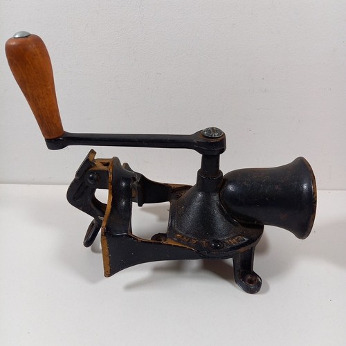Vintage spong food mincer - vintage,