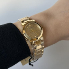 NEW BURBERRY WOMENS WATCH
