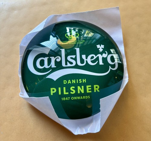 Carlsberg lager round fish - fish, eye
