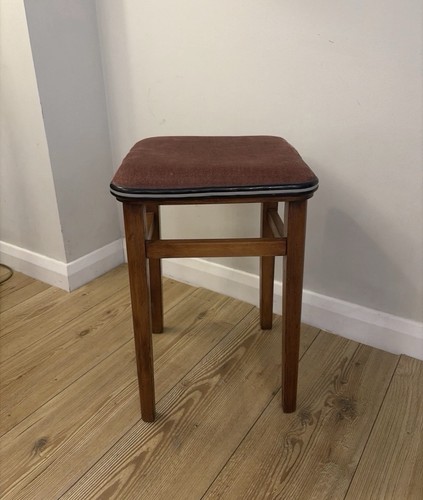 Vintage wooden piano dressing - wooden,
